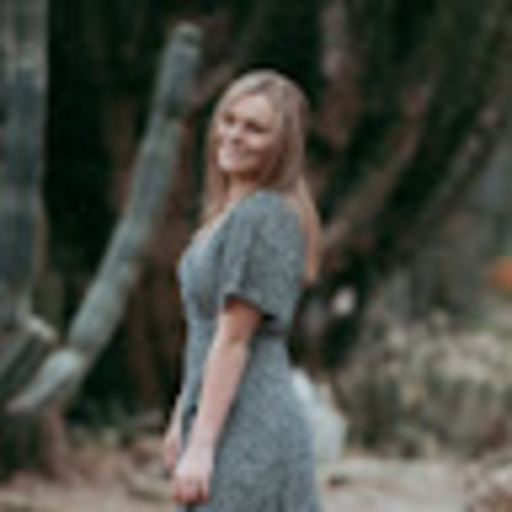 Meet your Posher, Izzy